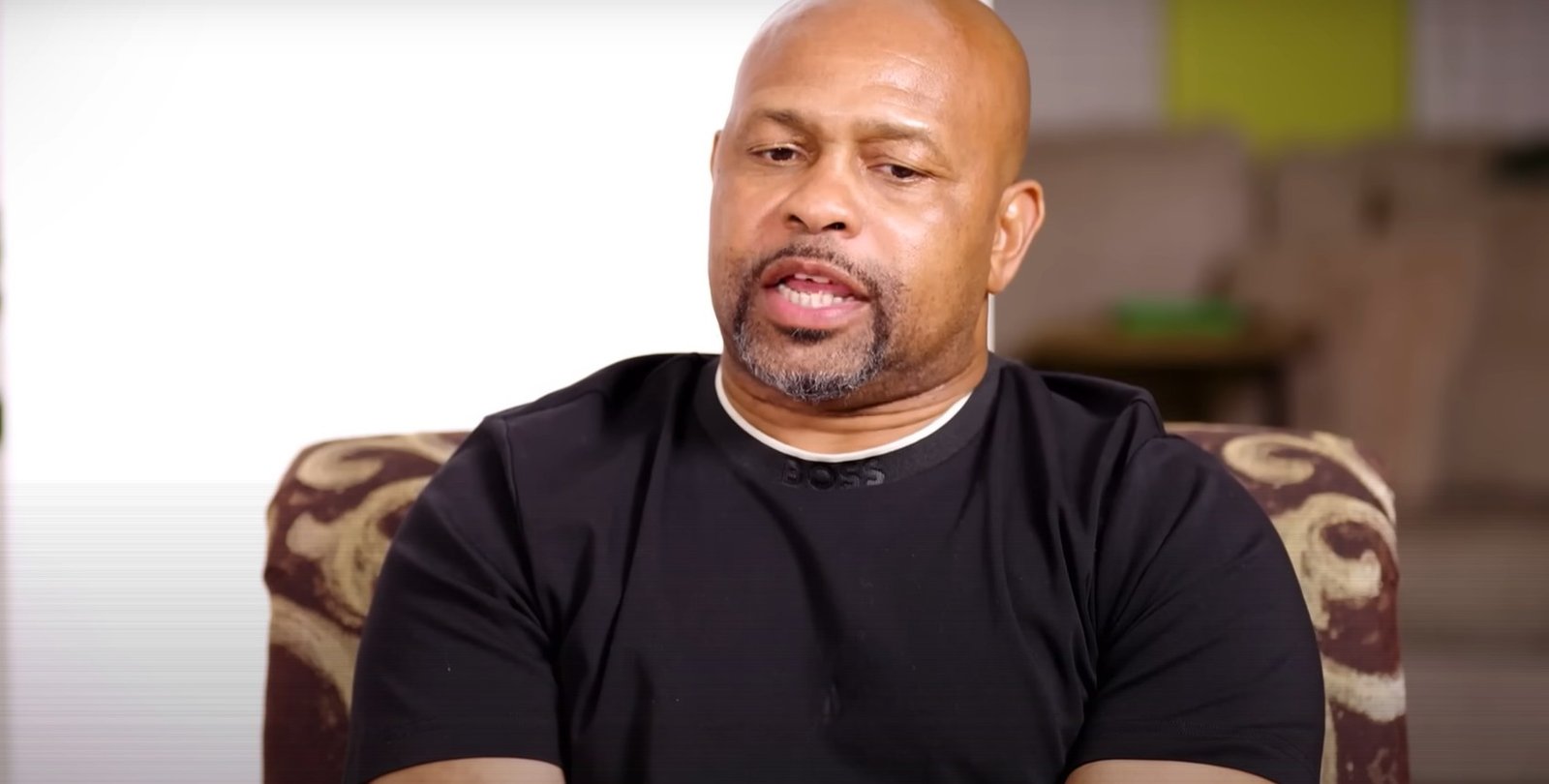 Roy Jones Calls Out Floyd Mayweather To A Fight