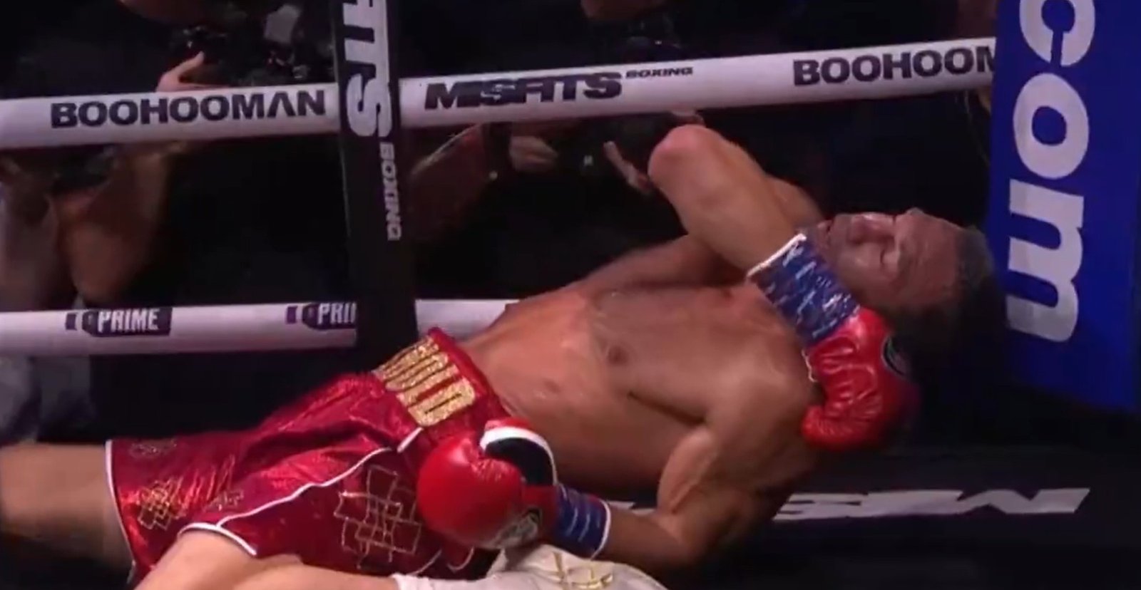 Darren Till Brutally Knocks Out Luke Rockhold