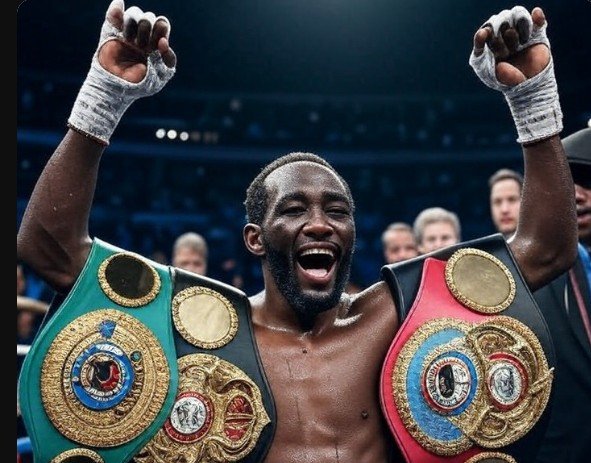 Boxing World Reacts To Terence Crawford Defeating Canelo Alvarez