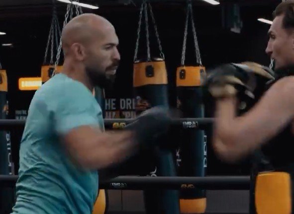 Andrew Tate On The Pads Ahead Of December 20th Boxing Match