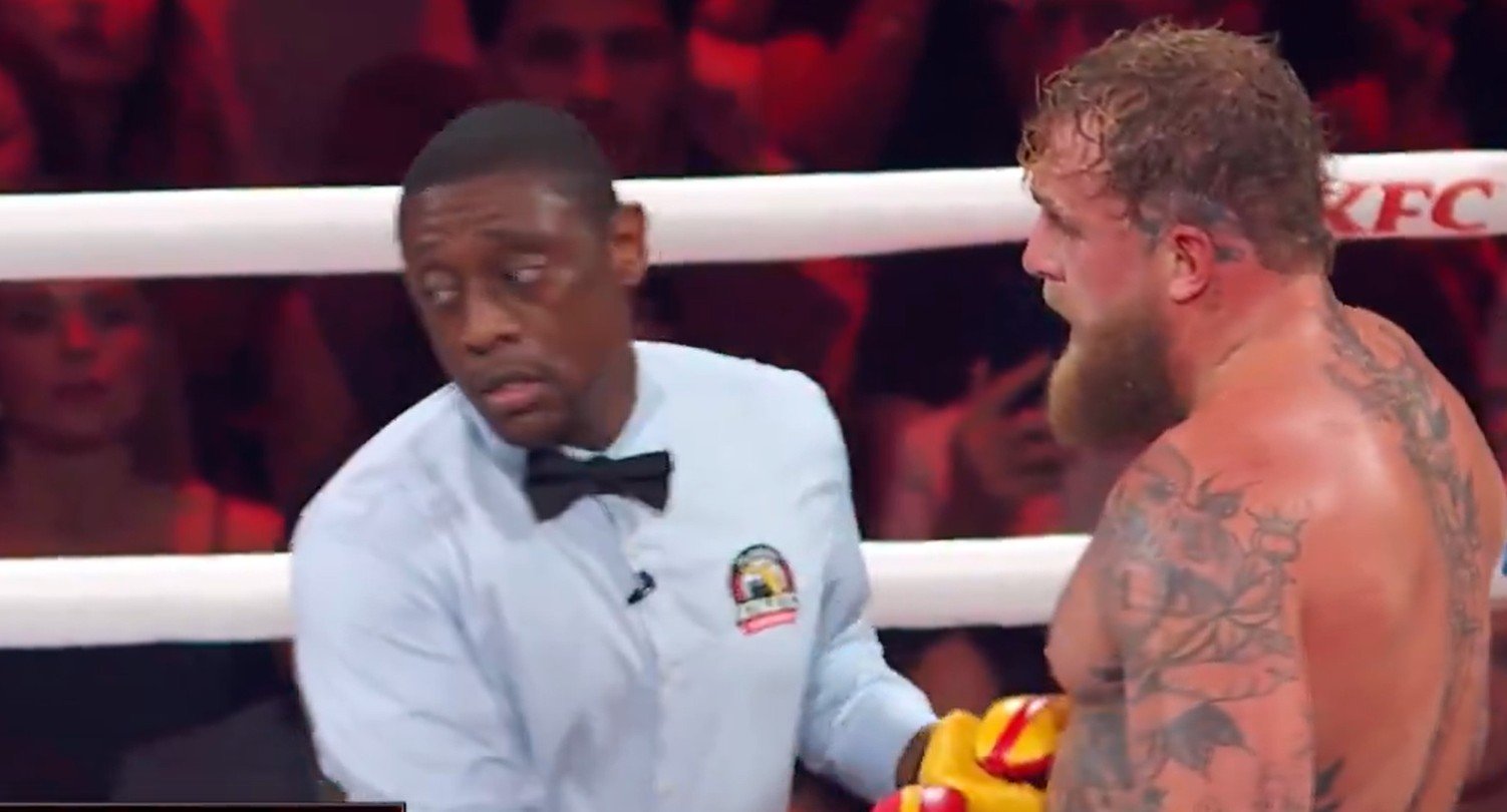 Watch: Controversial Referee Moment In Jake Paul vs Anthony Joshua 3 Controversial Referee Moment In Jake Paul vs Anthony Joshua