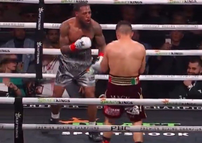 Lamont Roach Trash Talks Pitbull Cruz