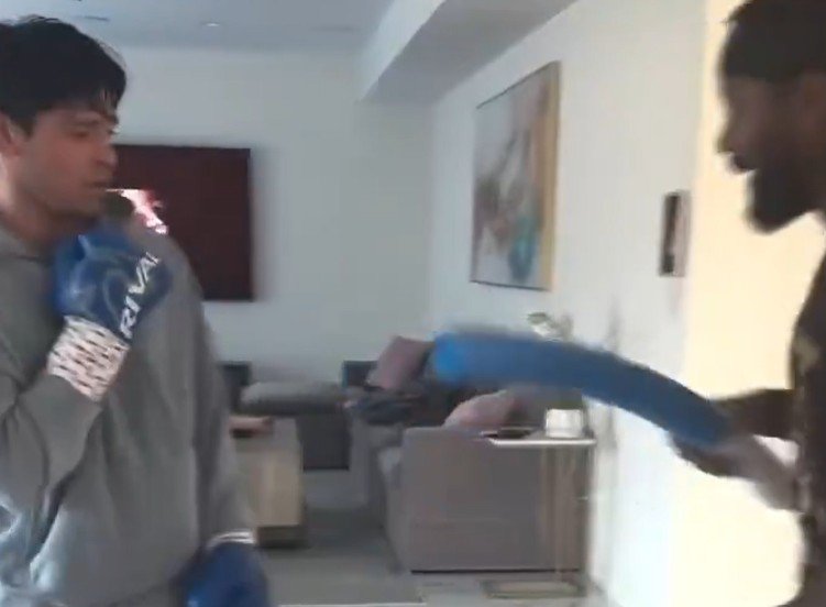 Ryan Garcia Works On Head Movement For Mario Barrios