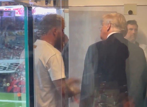 Jake Paul Speaks With President Trump After Anthony Joshua Fight