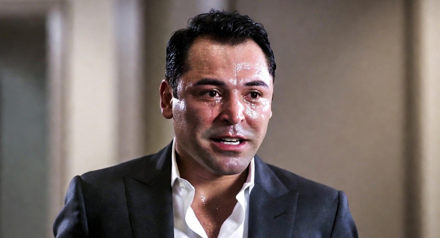 Oscar De La Hoya Gets Desperate
