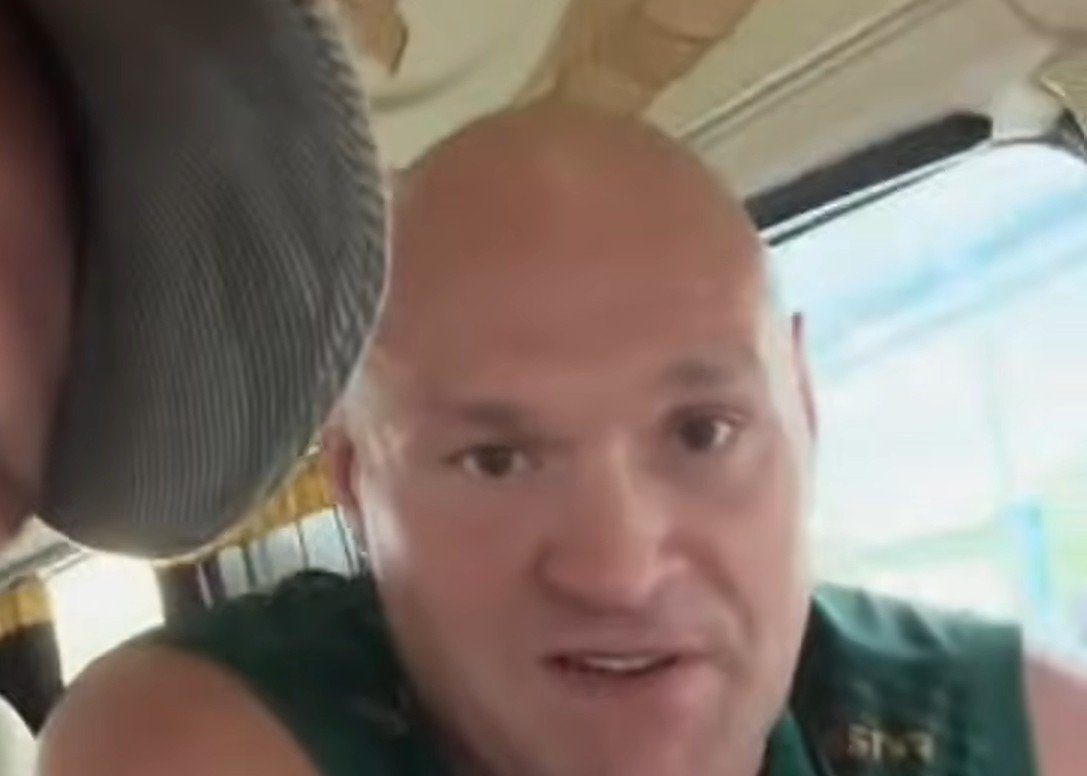 Tyson Fury Looks Set To Walk Into Immediate World Title Shot On Comeback To Boxing 2 Tyson Fury Looks Set To Walk Into Immediate World Title Shot On Comeback To Boxing