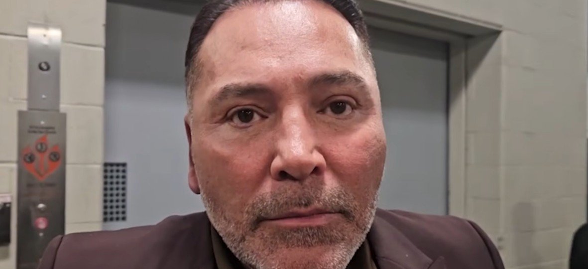 Despite Garcia Win Over Barrios, Oscar De La Hoya Noticeably Nervous And Unsettled 2 Despite Garcia Win Over Barrios, Oscar De La Hoya Noticeably Nervous And Unsettled