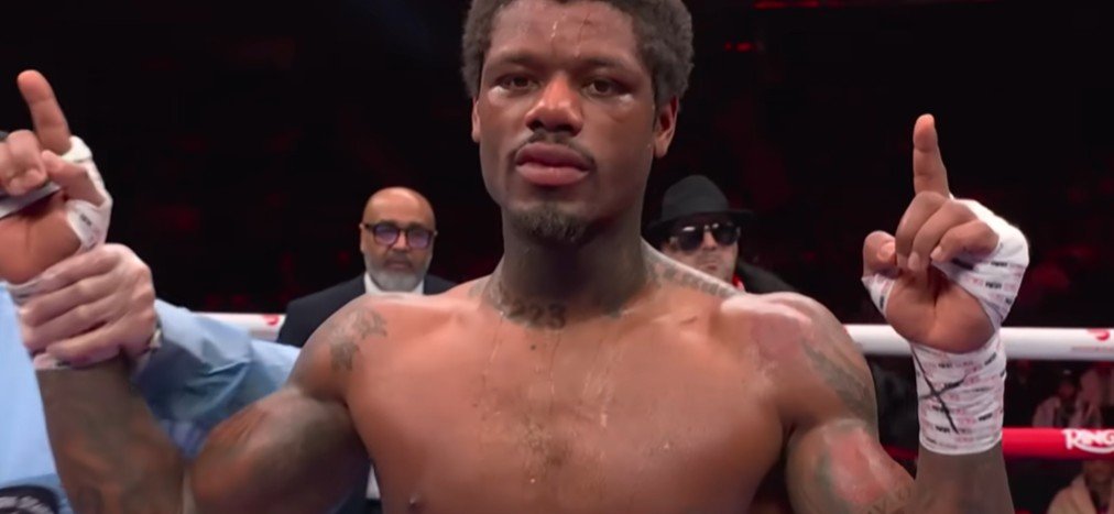 Ammo Williams vs Carlos Adames Live Stream Fight Time