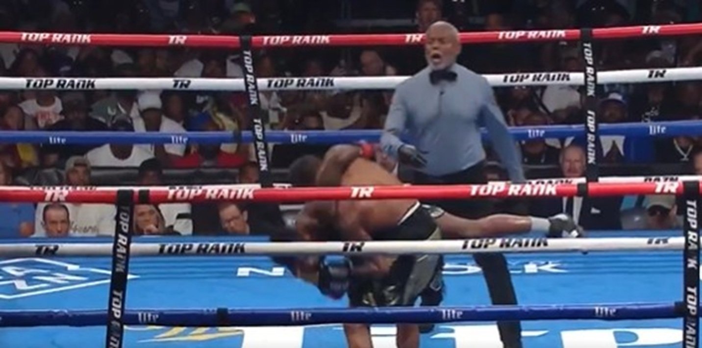 Albright Slams Keyshawn Davis In Retaliation