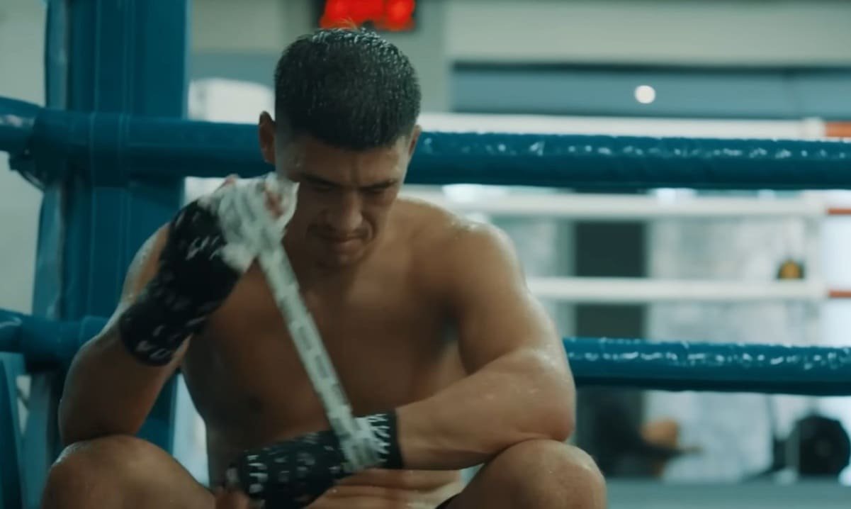 Dmitry Bivol herniated disc surgery - how did it go ahead of comeback? 1 Dmitry Bivol herniated disc surgery