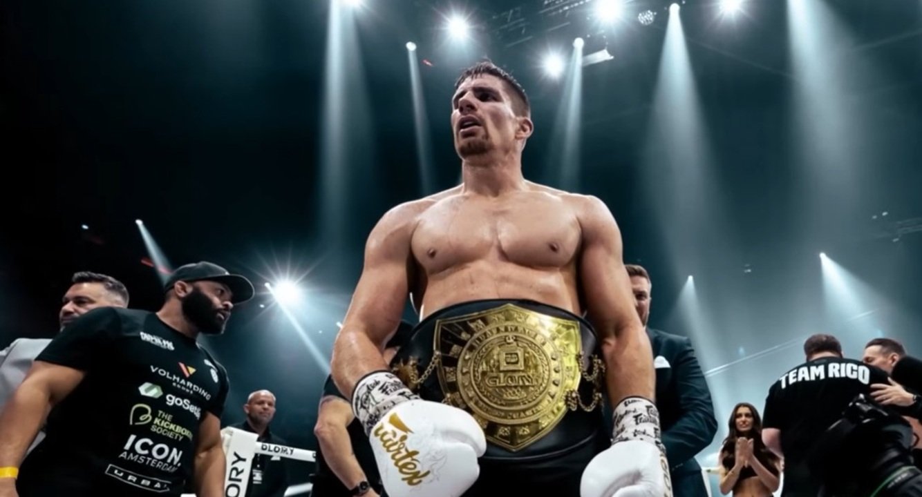 Verhoeven weight advantage over Usyk how much could it be? 2 Verhoeven weight advantage