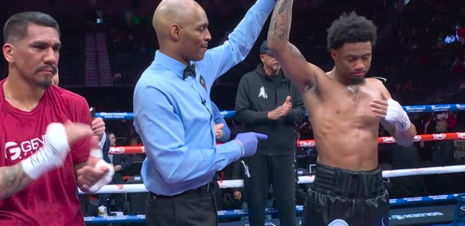 Amari Jones vs Jermall Charlo