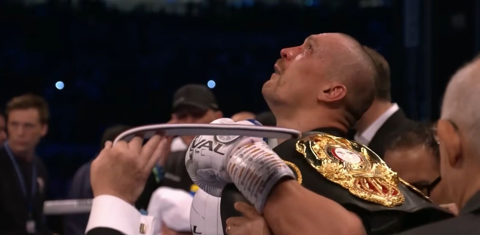 What may happen Usyk vacated heavyweight belts