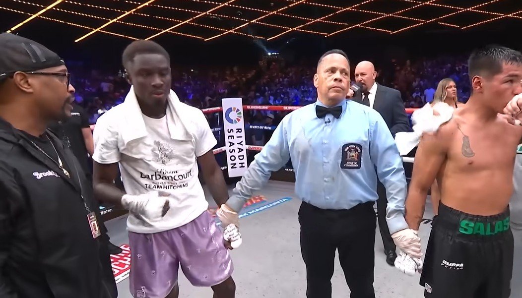 Richardson Hitchins had to overcome major trouble before the Ricardo Salas fight