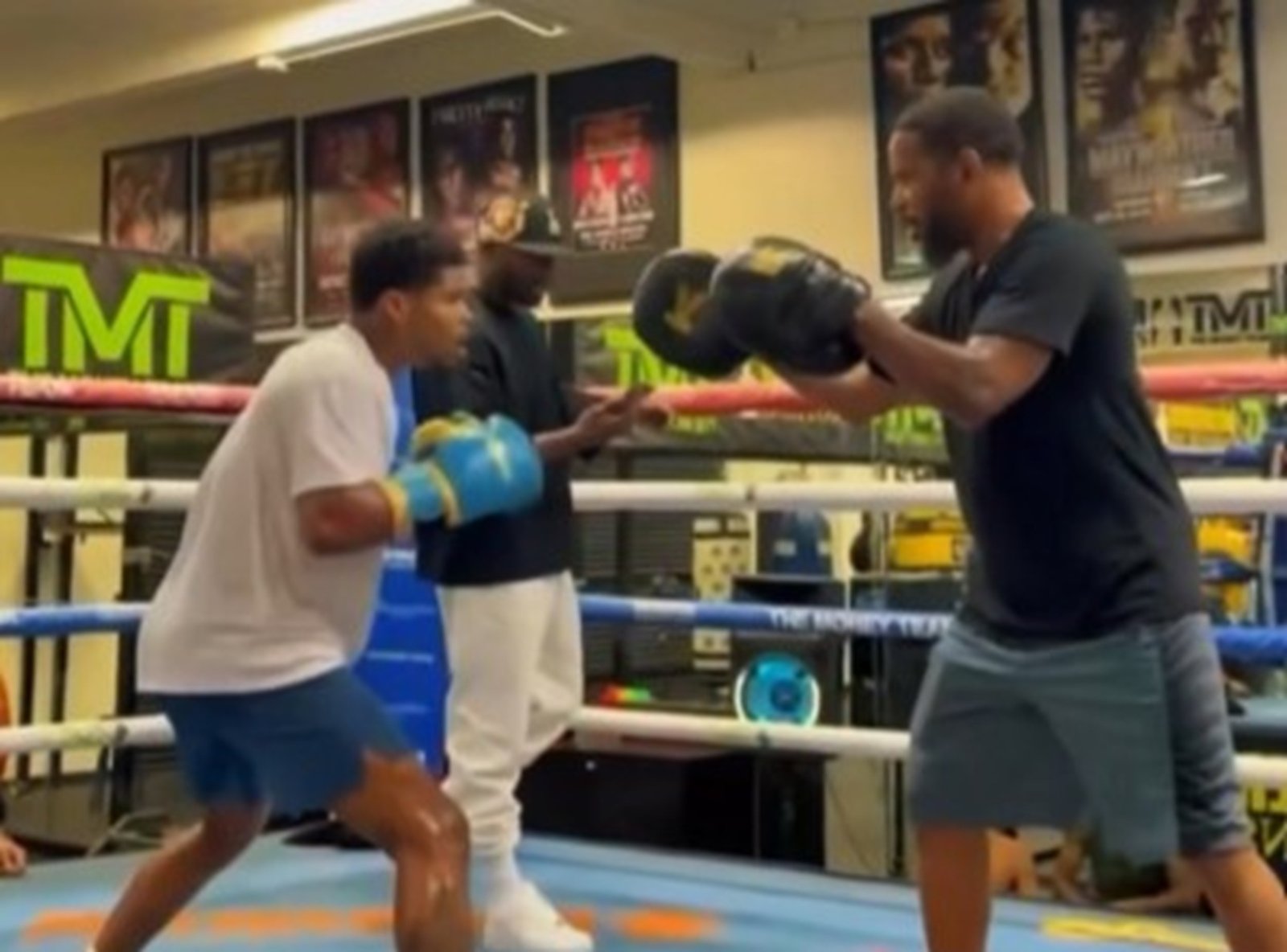Mayweather attempts to train Shakur Stevenson