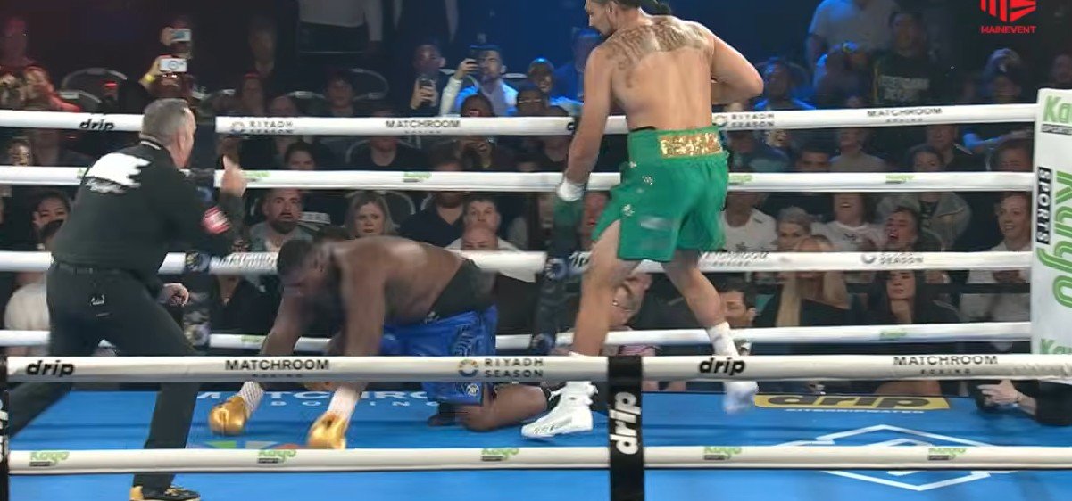 Teremoana Wastes American Savage in Two, Stays Perfect at 12-0 with 12 KOs