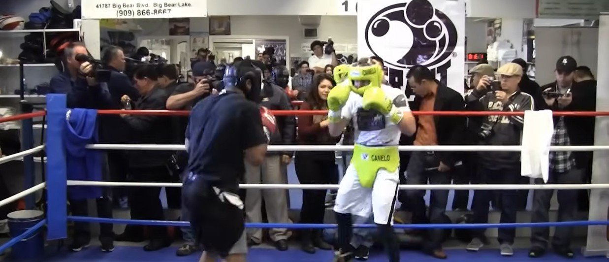 Canelo goes to Usyk gym in a surprising move to train before Christian Mbilli fight