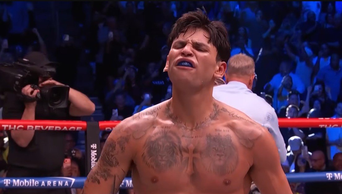Two Loose Cannons, One Ring — Why Garcia vs. Lopez Is Boxing's Most Unpredictable Fight